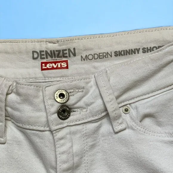 Levi's Denizen White Stretch Bermuda Shorts Size 6 - Picture 3 of 4